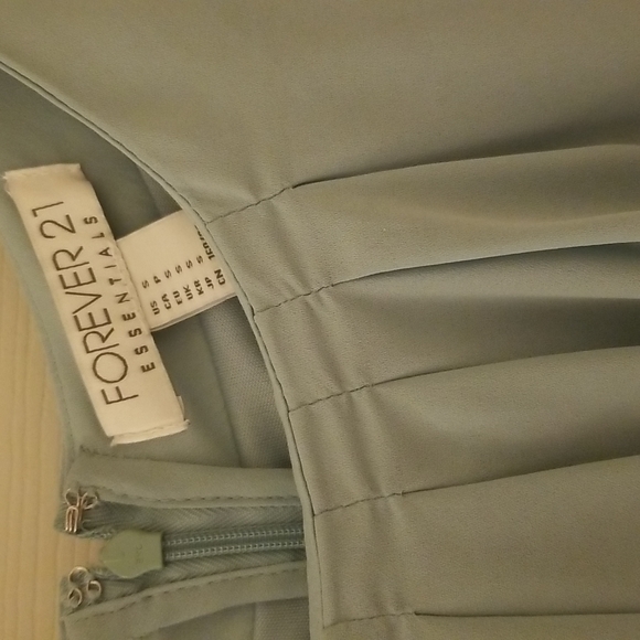 Forever 21 Dress - Picture 2 of 3